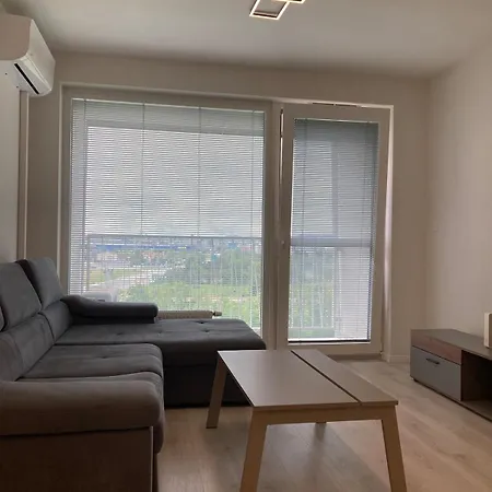 Mulberry With Parking In * Pozsony