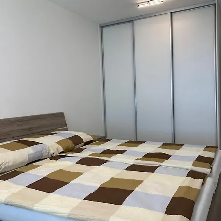 Apartament Mulberry With Parking In *