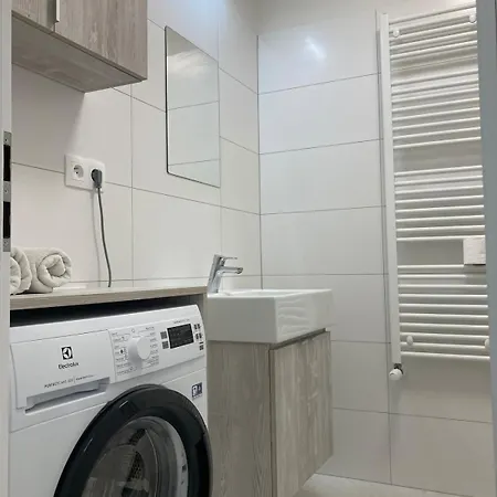 Mulberry With Parking In Apartman Pozsony