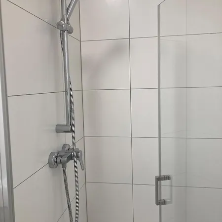 Mulberry With Parking In شقة *